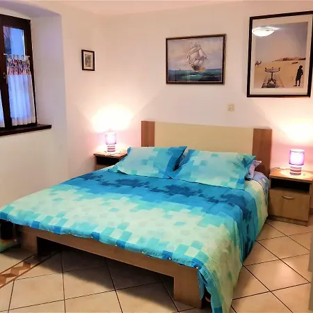 Noemi Apartman *