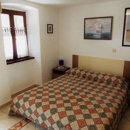 Noemi Apartment *