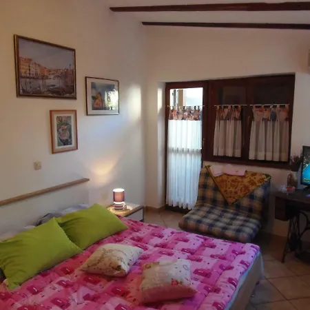 Noemi Apartment